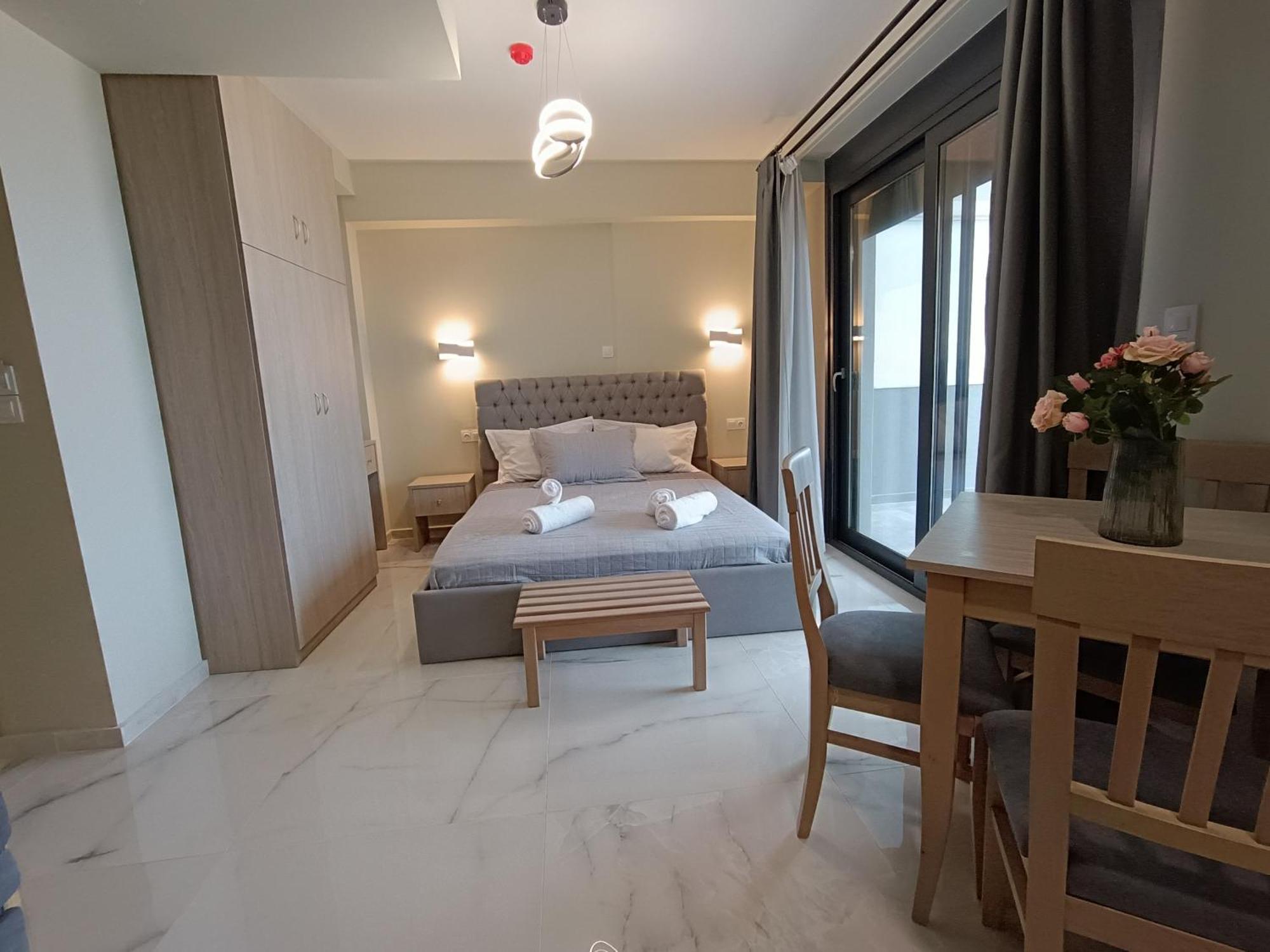 Alta Mare Aparthotel Néa Péramos Екстериор снимка