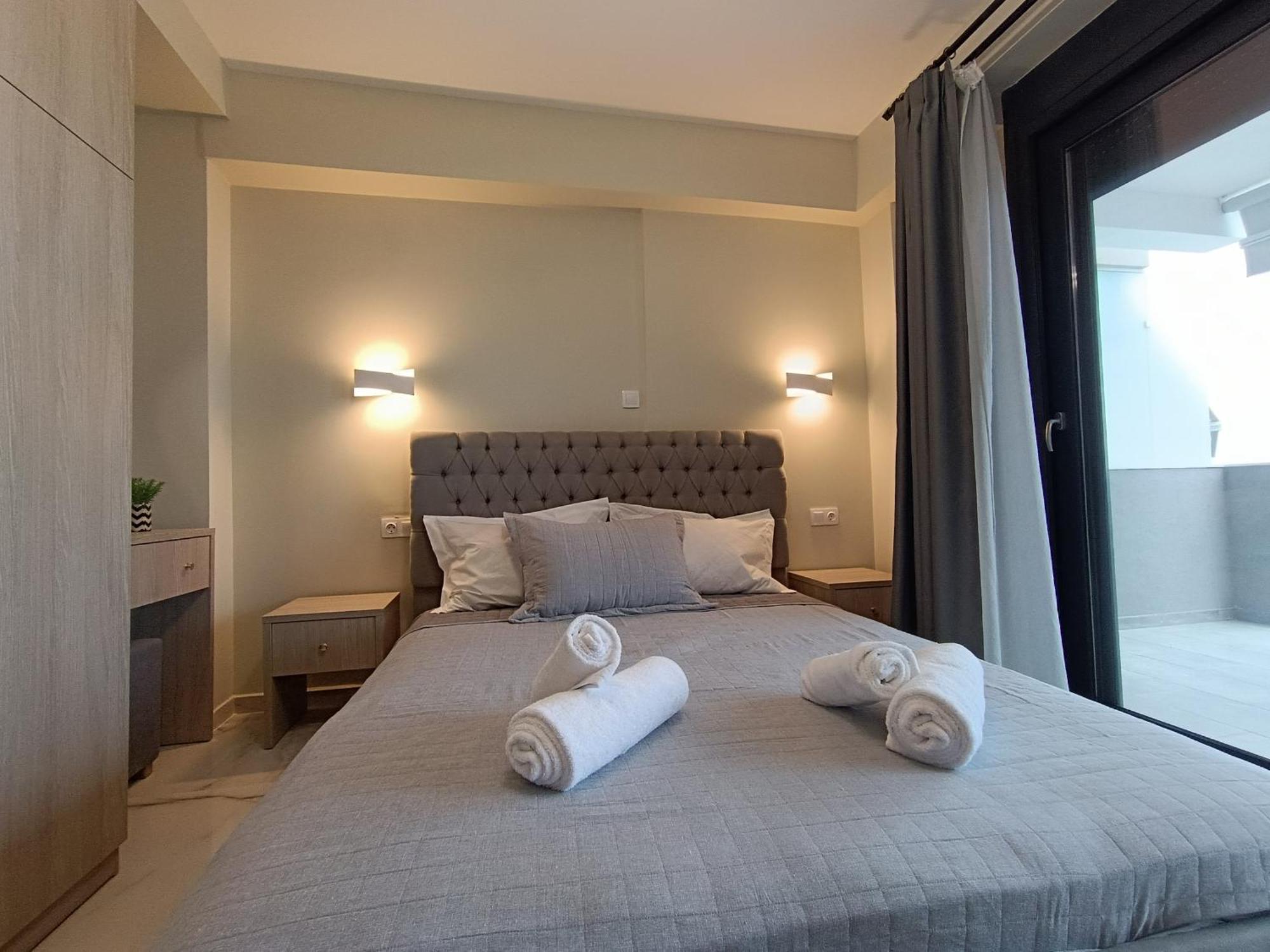 Alta Mare Aparthotel Néa Péramos Екстериор снимка