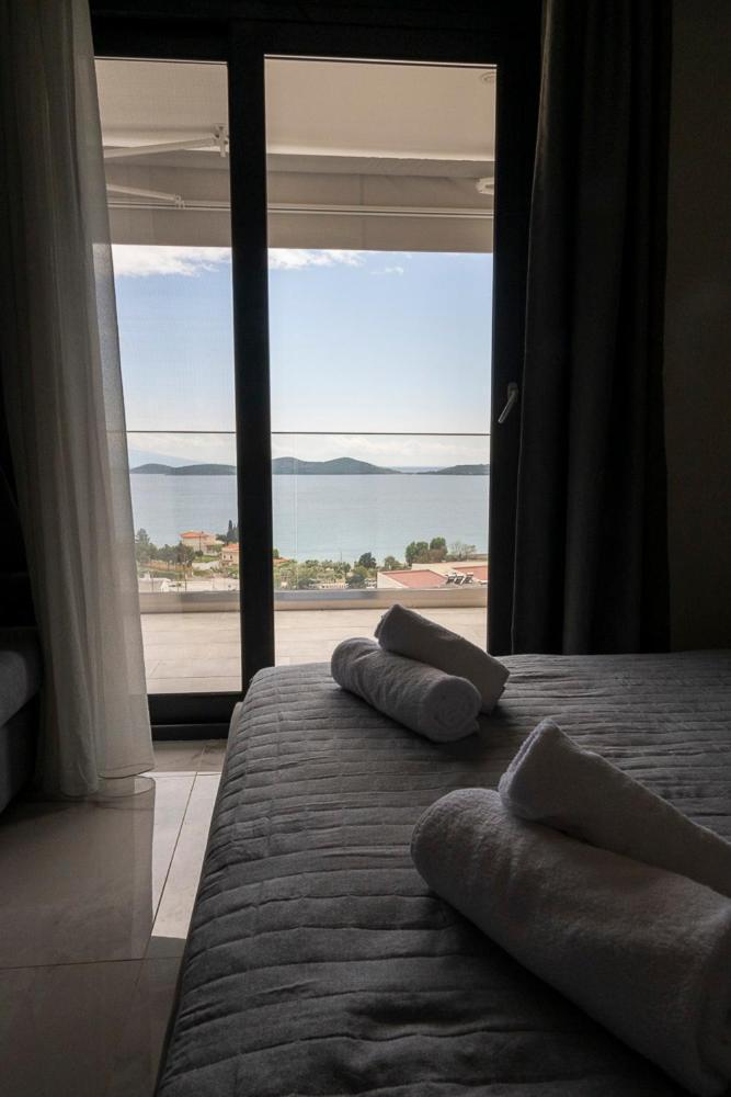 Alta Mare Aparthotel Néa Péramos Екстериор снимка