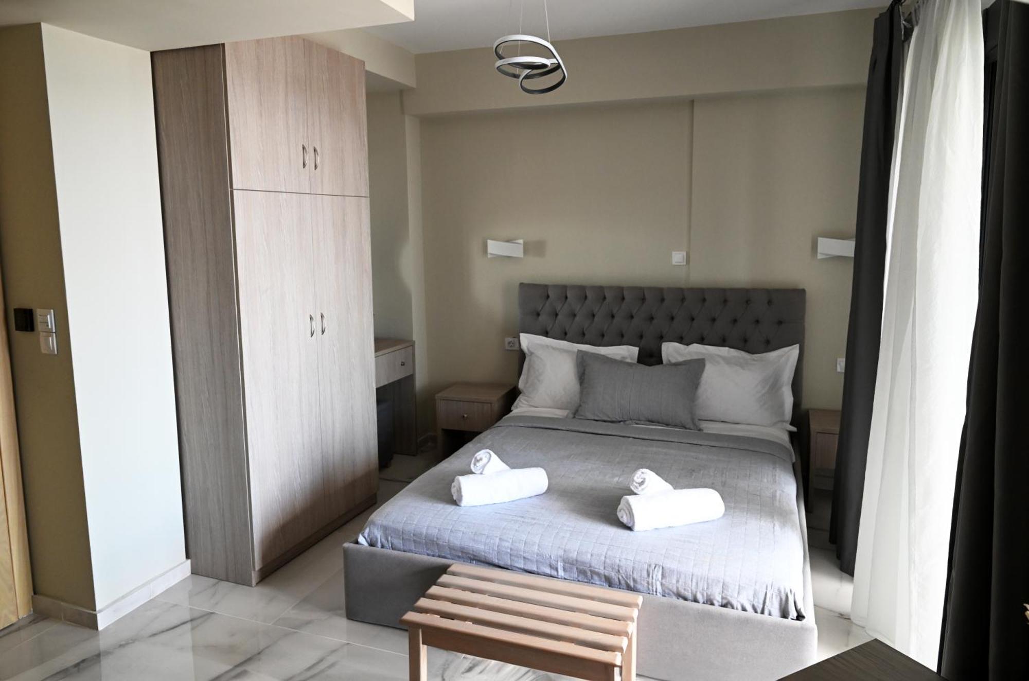 Alta Mare Aparthotel Néa Péramos Екстериор снимка