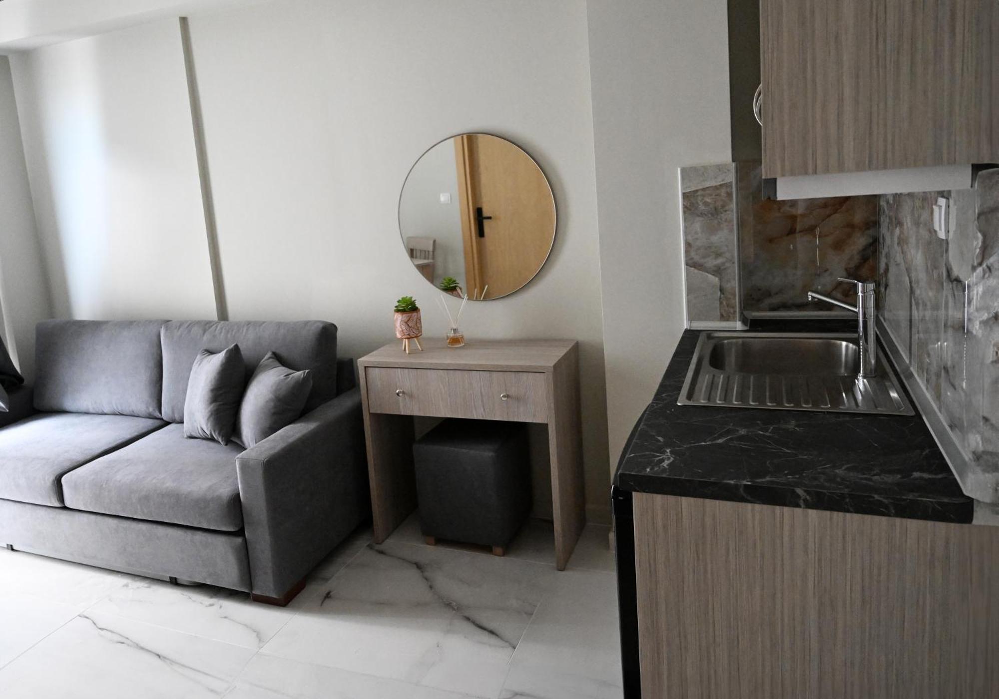 Alta Mare Aparthotel Néa Péramos Екстериор снимка